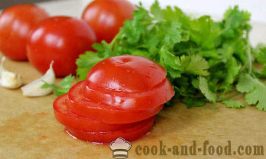 Aperitivo picante de tomates