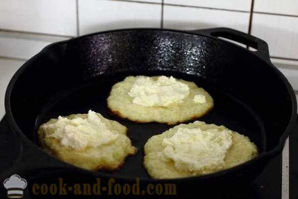 Tortitas de patata con la cuajada