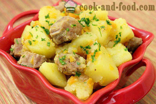 Patatas cocidas al horno con carne