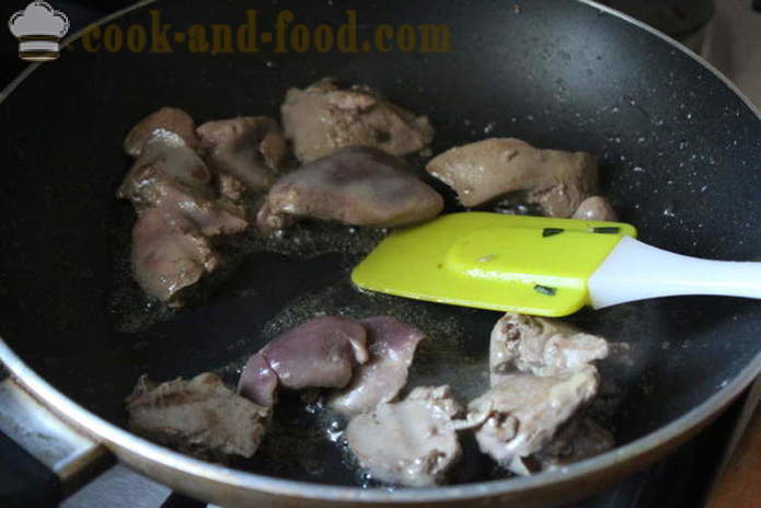 Sopa con el hígado de pollo - cómo cocinar la sopa con el hígado, un paso a paso de la receta fotos