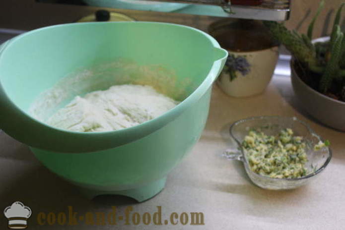 Rollitos de queso con ajo y cebolla - cómo hacer panecillos con queso y ajo, con un paso a paso las fotos de la receta