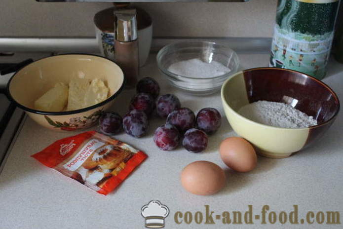 Pastel de ciruela con una receta New York Times - cómo hornear American Pie con ciruelas y canela, con un paso a paso de la receta fotos