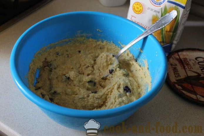 Pastel de la dieta con las fechas de harina de maíz - Cómo cocinar un pastel con leche y la harina de maíz, con un paso a paso las fotos de la receta