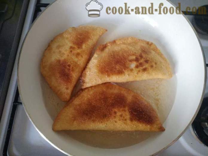 Empanadas de pollo caseros - Cómo hacer empanadas suculentas con carne de pollo, un paso a paso de la receta fotos