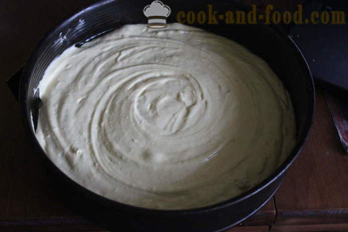 Berry esponja tarta pastel de Charlotte - cómo hacer una tarta de bayas en el horno, con un paso a paso las fotos de la receta