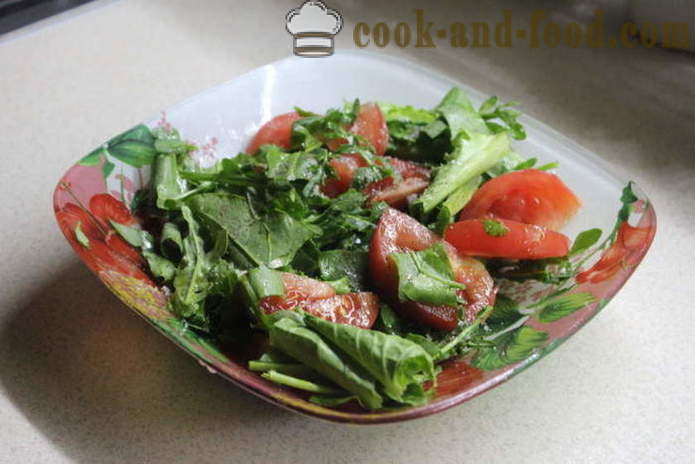 Deliciosa ensalada con rúcula y tomates - cómo preparar una ensalada de rúcula, un paso a paso de la receta fotos
