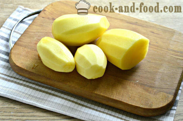 Patatas guisadas con carne guisada en una sartén - cómo cocinar las patatas con carne en conserva, un paso a paso de la receta fotos