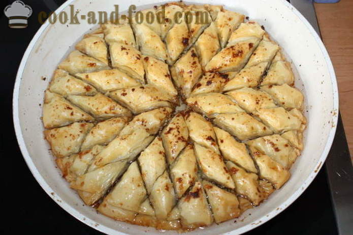 Baklava turco con las nueces - Cómo hacer baklava en casa, fotos paso a paso de la receta