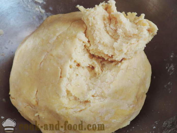 Galletas de mantequilla masa de levadura para la empanada, empanadas, pasteles o panecillos - cómo hacer la masa de arena levadura, un paso a paso de la receta fotos