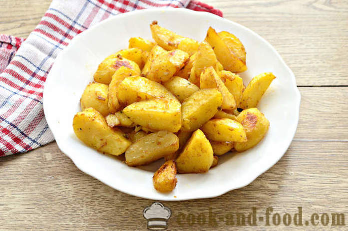 Rodajas de patata cocida al horno en el horno con ajo y salsa de soja - ambos deliciosos patatas cocidas al horno en el horno, con un paso a paso fotos de la receta