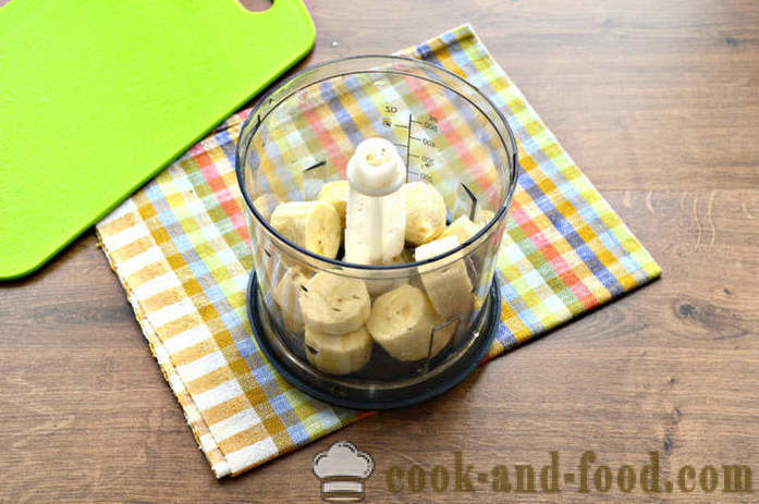Batido de plátano con copos de avena - Cómo hacer un batido de plátano con leche y la harina de avena en una licuadora, un paso a paso de la receta fotos