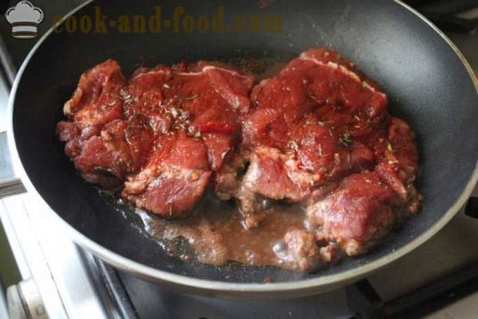 Filete de carne en una sartén - Cómo asar carne de res, un paso a paso de la receta fotos