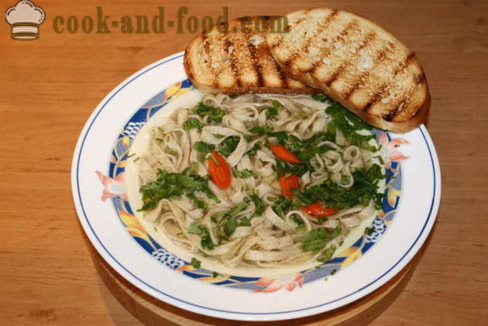 Sopa de fideos con pollo en casa - cómo cocinar sopa con fideos caseros, paso a paso las fotos de la receta