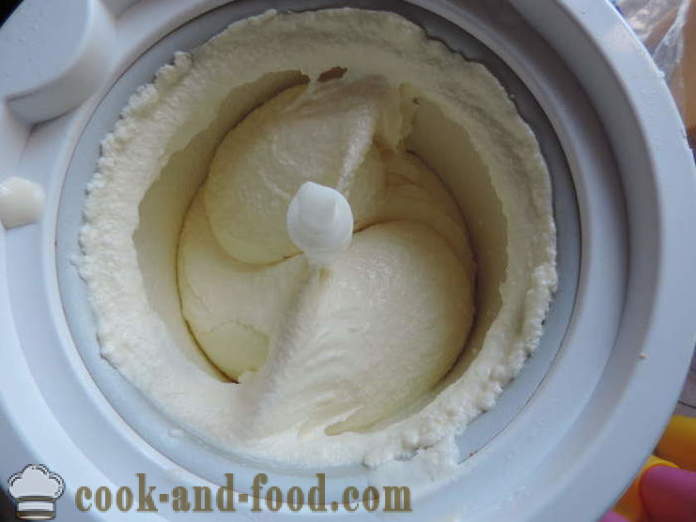 Helado hecho en casa con el almidón - cómo hacer helado de leche en casa, paso a paso las fotos de la receta