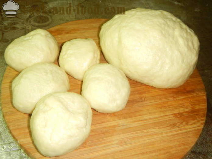 Donas de levadura en el kéfir - cómo cocinar buñuelos de masa de levadura, un paso a paso de la receta fotos