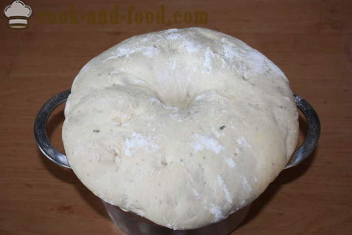 Torta de levadura en el horno patyr - cómo cocinar pan uzbeco en casa, paso a paso las fotos de la receta