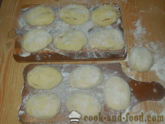 Tartas de queso cottage masa con albaricoques en una cacerola - cómo hacer pasteles con albaricoques, paso a paso las fotos de la receta