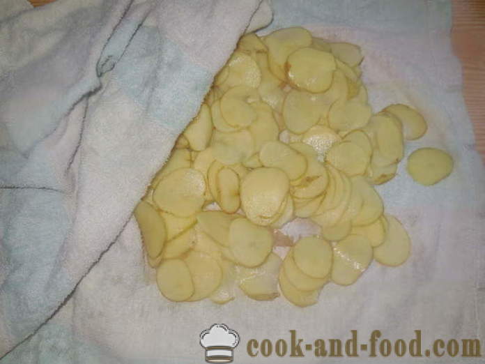 Fichas de patatas en una sartén - Cómo hacer papas fritas de la casa, fotos paso a paso de la receta