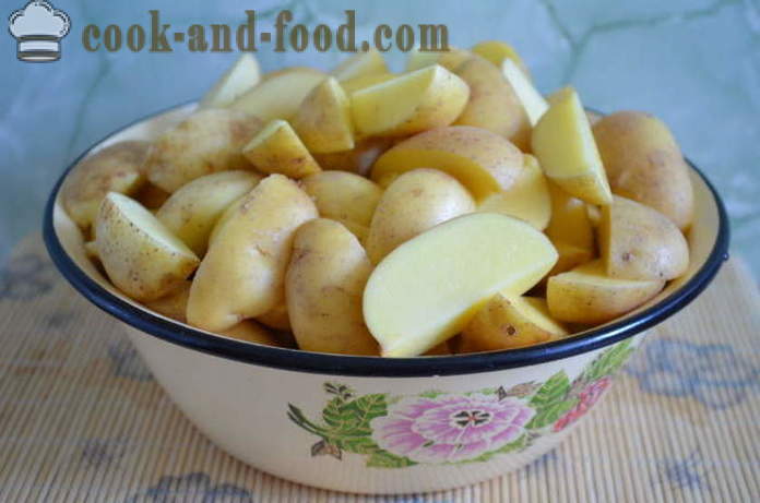 Patatas al horno en el manguito - patatas cocidas al horno como en el horno en el orificio, paso a paso las fotos de la receta