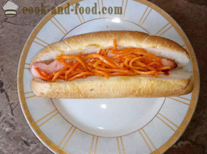 Hot dogs deliciosos con la salchicha y los vehículos - Cómo hacer un perrito caliente en casa, fotos paso a paso de la receta