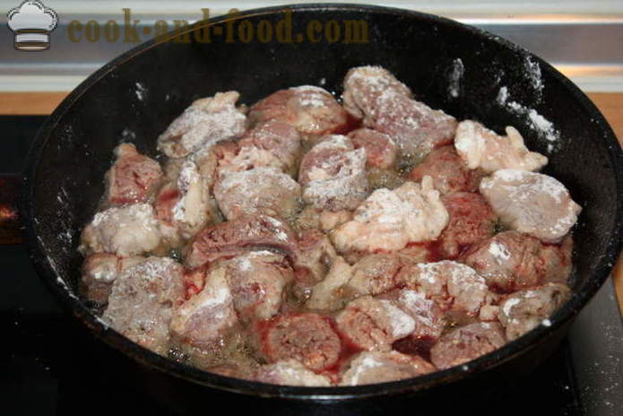 Estofado de cordero con cebollas, zanahorias y ajo - Cómo cocinar un delicioso estofado de cordero, un paso a paso de la receta fotos