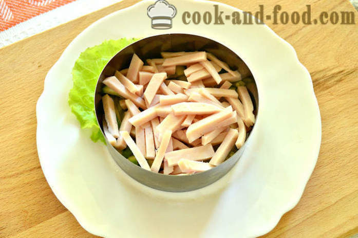 Ensalada con capas de maíz y palitos de cangrejo en lotes - cómo preparar ensalada en capas en el anillo, con un paso a paso fotos de la receta