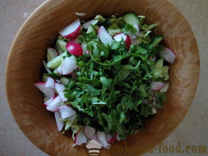 La más deliciosa ensalada con rúcula y verduras - cómo preparar una ensalada de rúcula, un paso a paso de la receta fotos
