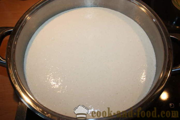 Torta de Pascua con almendras y pasas, leche - cómo hacer un pastel en el horno, con un paso a paso de la receta fotos