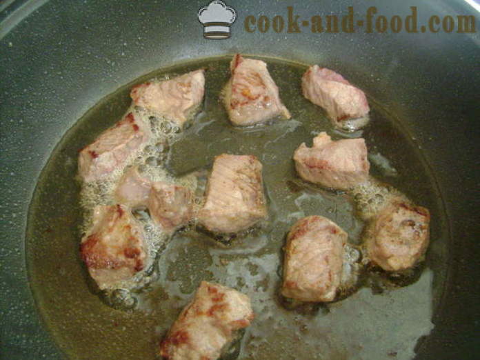 Estofado de carne y patatas en el horno - la forma de cocinar las patatas en la olla con la carne, un paso a paso de la receta fotos