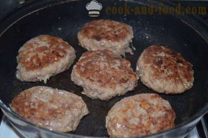Chuletas de pollo picada con harina de avena - cómo cocinar chuletas de pollo con copos de avena, un paso a paso de la receta fotos