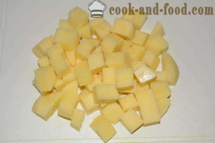 Sopa de patatas con albóndigas congeladas y pepinos en vinagre - cómo cocinar sopa de patatas con albóndigas, con un paso a paso las fotos de la receta