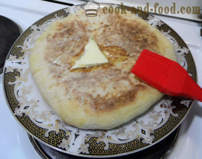 Khachapuri en el queso Imereti - cómo hacer tortillas con queso en una sartén, un paso a paso de la receta fotos