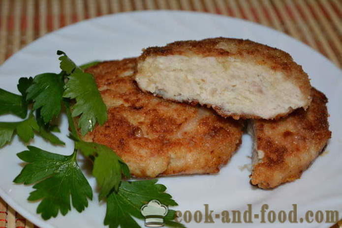 Chuletas jugosas de pechuga de pollo con sémola - Cómo cocinar las empanadas jugosas de pechugas de pollo, un paso a paso de la receta fotos