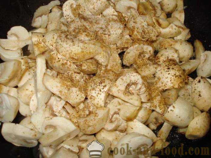 Champiñones frescos fritos en una sartén - Cómo cocinar champiñones fritos, un paso a paso de la receta fotos