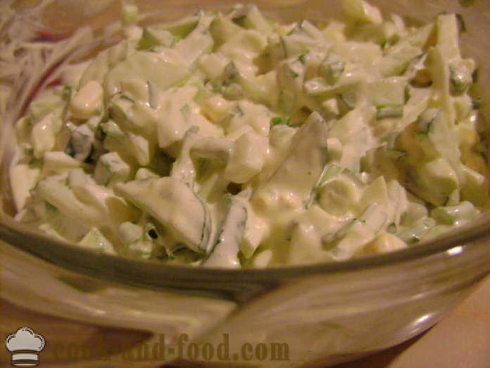 Ensalada: pepinos, huevos, cebolletas y mayonesa - cómo hacer ensalada de pepino con mayonesa, un paso a paso de la receta fotos