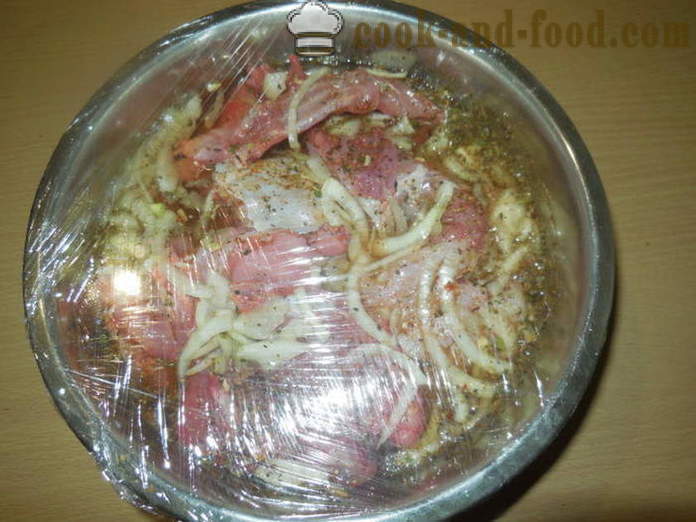 Conejo cocido en cerveza en utyatnitsu - cómo cocinar un conejo en la cerveza en el horno, con un paso a paso las fotos de la receta