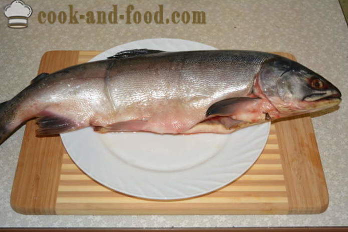 Cómo cortar filete de salmón rosado - cómo separar el salmón rosado de los huesos, un paso a paso de la receta fotos