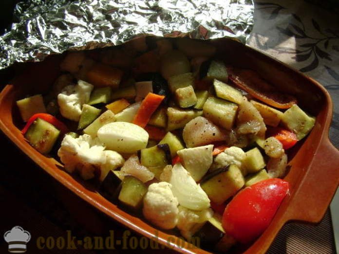 Filete de pollo con verduras en el horno - cómo cocinar pollo con verduras, un paso a paso de la receta fotos