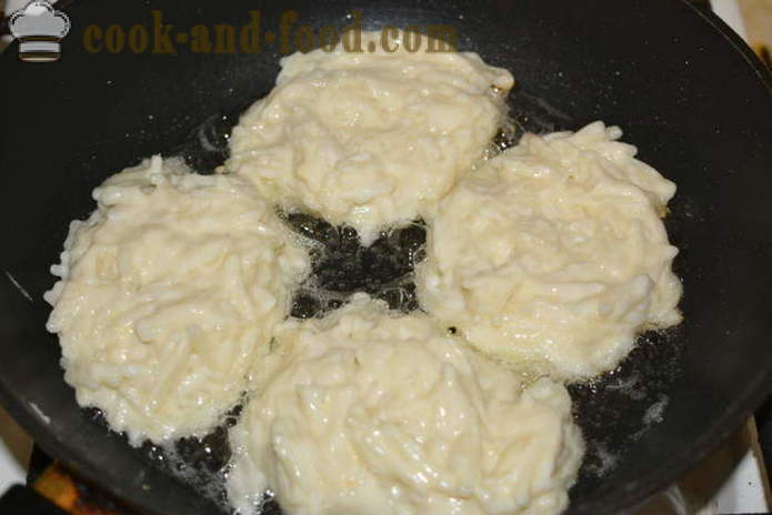 Buñuelos de fideos rápida de mama - la forma de cocinar los fideos panqueques, fotos paso a paso de la receta