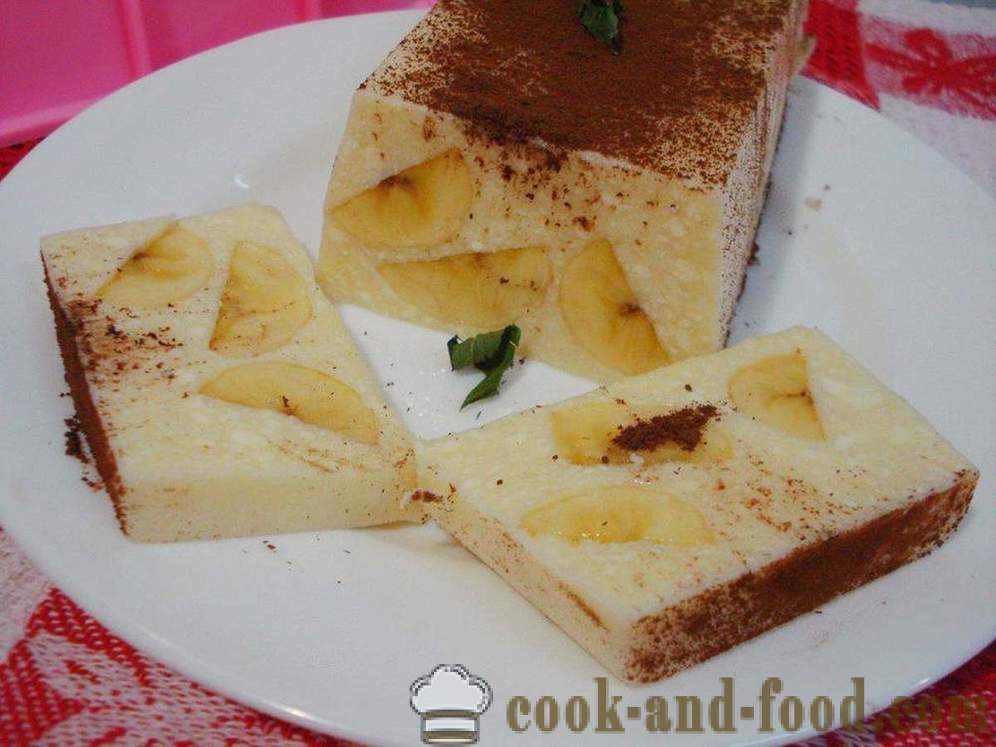 Postre de la cuajada con gelatina y plátano sin hornear - cómo cocinar el postre tarta de queso con gelatina, un paso a paso de la receta fotos