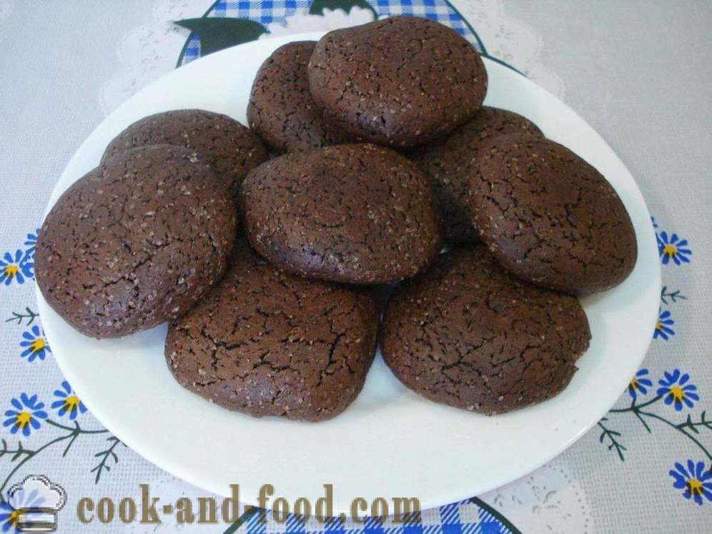 Galletas de chocolate caseras con cacao en forma rápida y sencilla - a cocinar galletas de chocolate en casa, fotos paso a paso de la receta