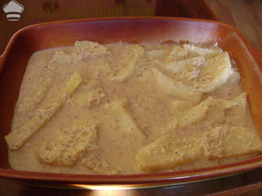 Papas al horno en salsa de crema - ambas deliciosas patatas cocidas al horno en el horno con corteza café, con un paso a paso de la receta fotos