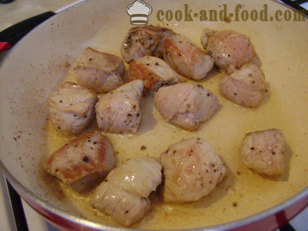 La col cocida con patatas, pollo y champiñones - tanto sabrosa para cocinar la col guisada, paso a paso las fotos de la receta