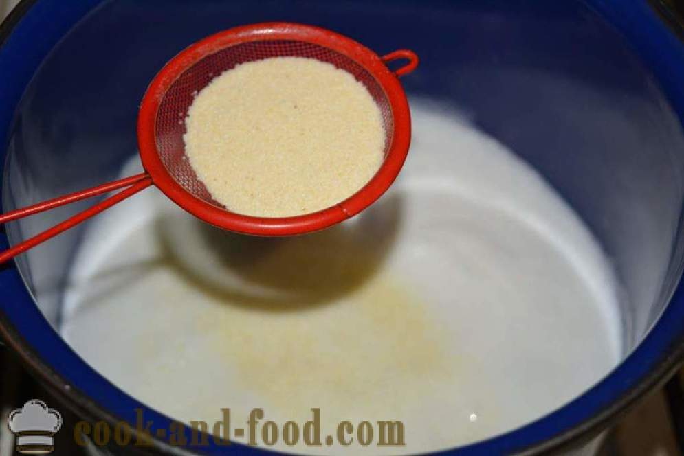 Sémola en la leche sin grumos en la cacerola - cómo cocinar gachas con leche sin grumos, paso a paso las fotos de la receta