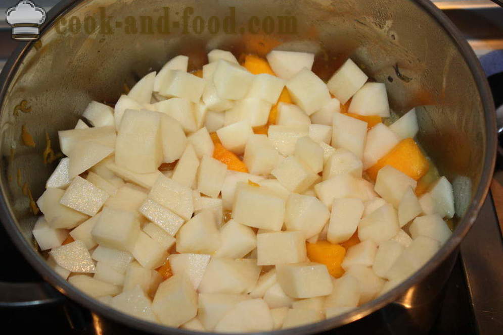 Crema de calabaza con albóndigas - cómo cocinar sopa de puré de calabaza, un paso a paso de la receta fotos