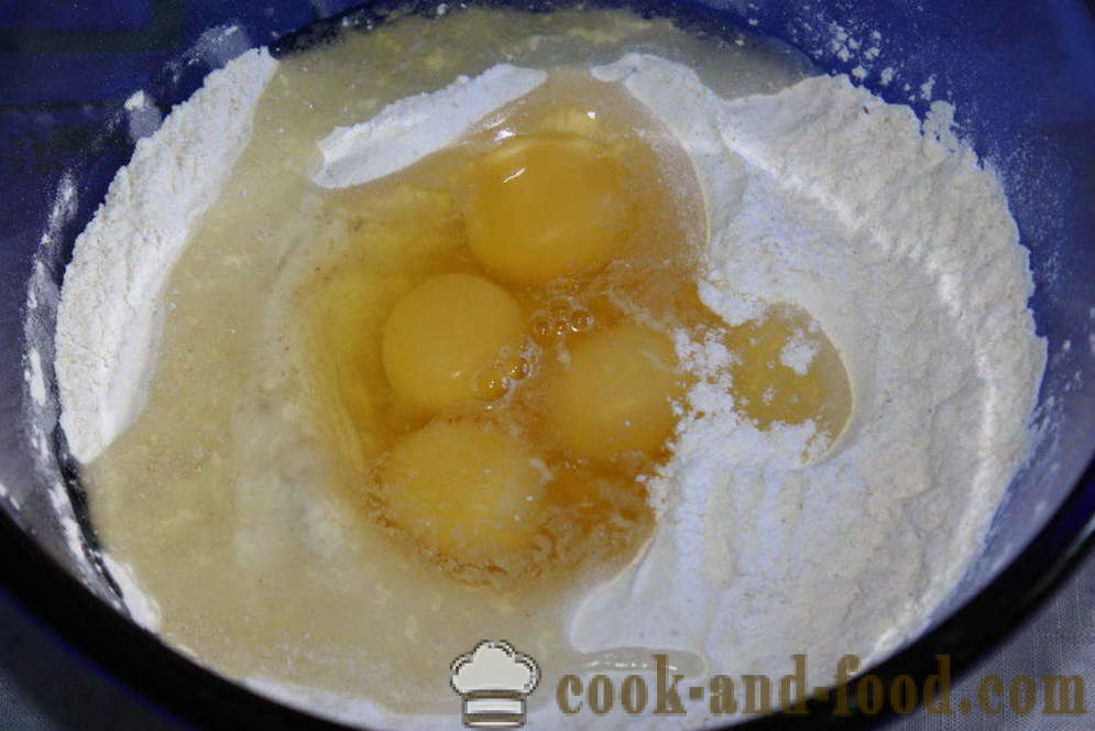 Fideos de huevo hechos en casa sin agua - cómo hacer fideos para sopa en los huevos, fotos paso a paso de la receta