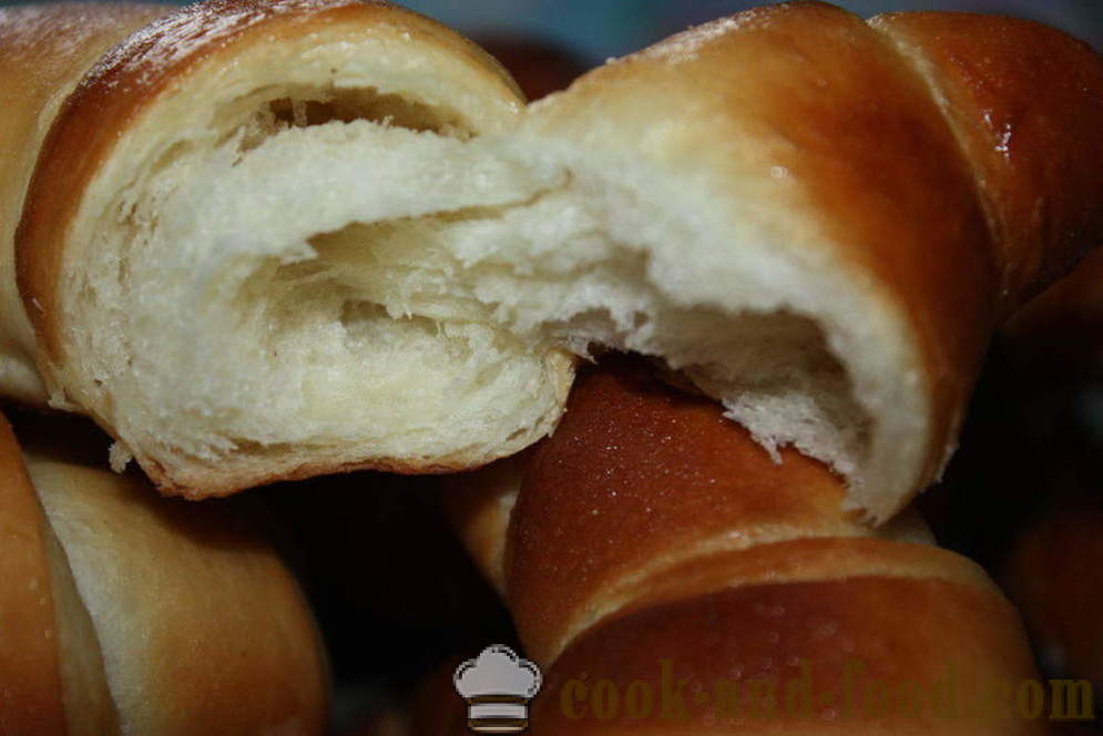 Croissants franceses reales - Cómo cocinar croissants franceses en el hogar, paso a paso las fotos de la receta