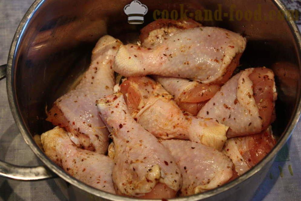 Piernas de pollo crujiente en la masa - como freír los muslos de pollo en la cacerola paso las fotos de la receta