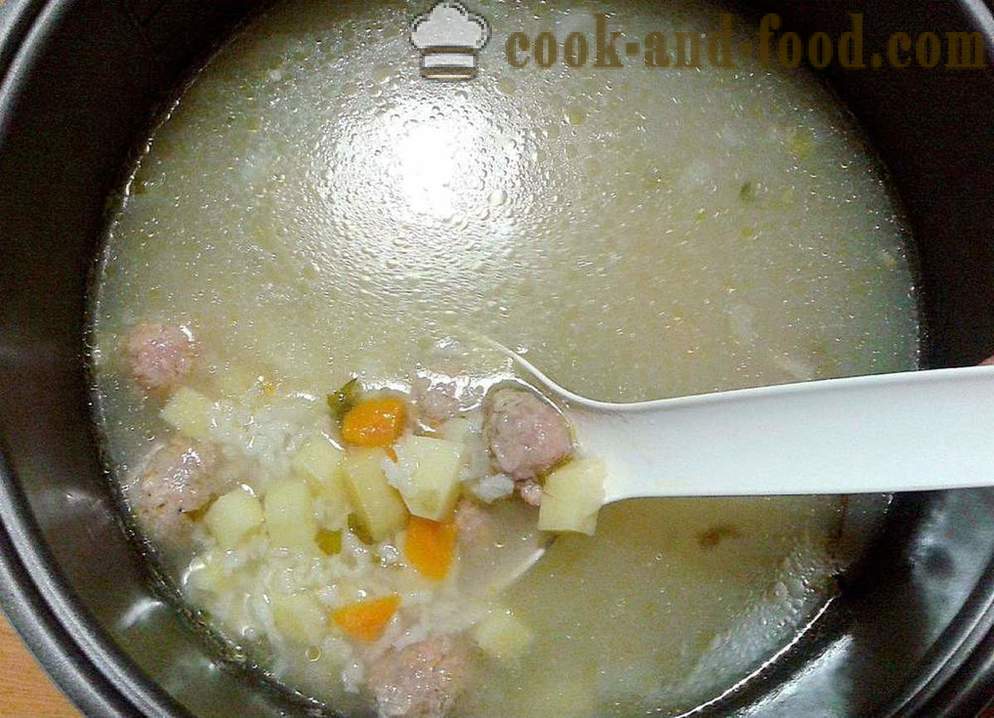 Simple sopa con albóndigas y arroz - cómo cocinar sopa con albóndigas en multivarka, paso a paso las fotos de la receta