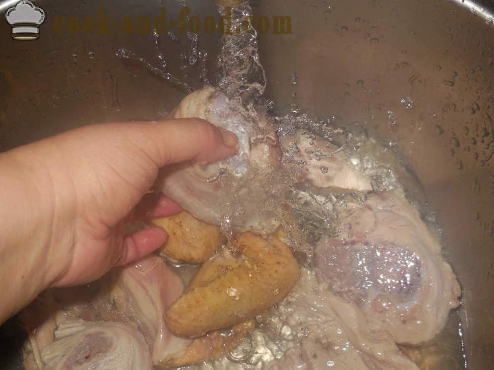 De pollo en gelatina hecha en casa sin la gelatina - cómo preparar pollo en gelatina y carne de cerdo multivarka-cocina, un paso a paso fotos de la receta